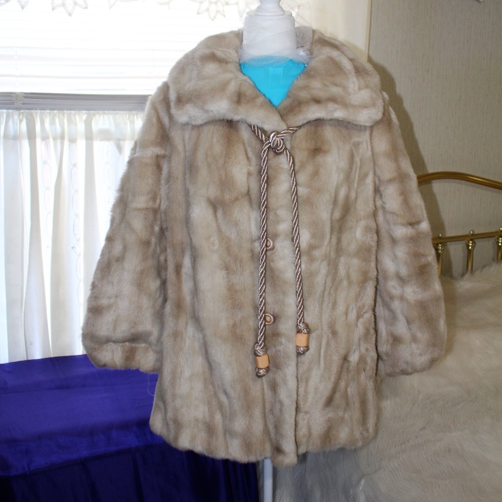 🌷🌷 HOST Pick💖💖 Vegan Fur Coat, Size 14, Grandella II by Sportowne